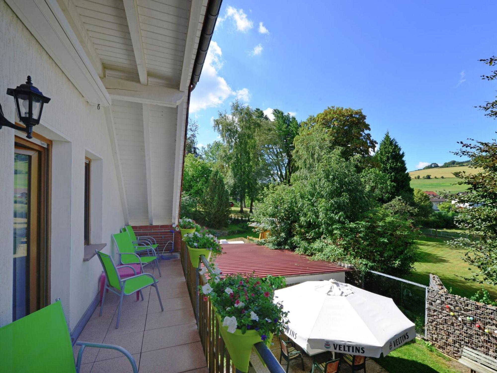 Quaint Apartment In Eimelrod Near Lake And Water Sports Виллинген Экстерьер фото