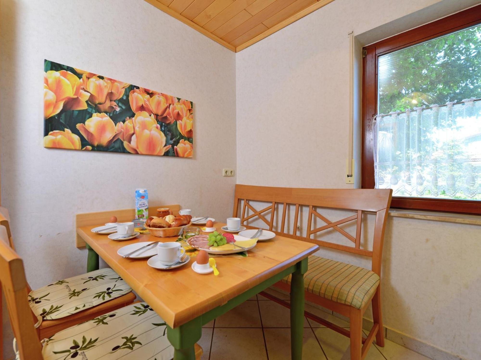 Quaint Apartment In Eimelrod Near Lake And Water Sports Виллинген Экстерьер фото
