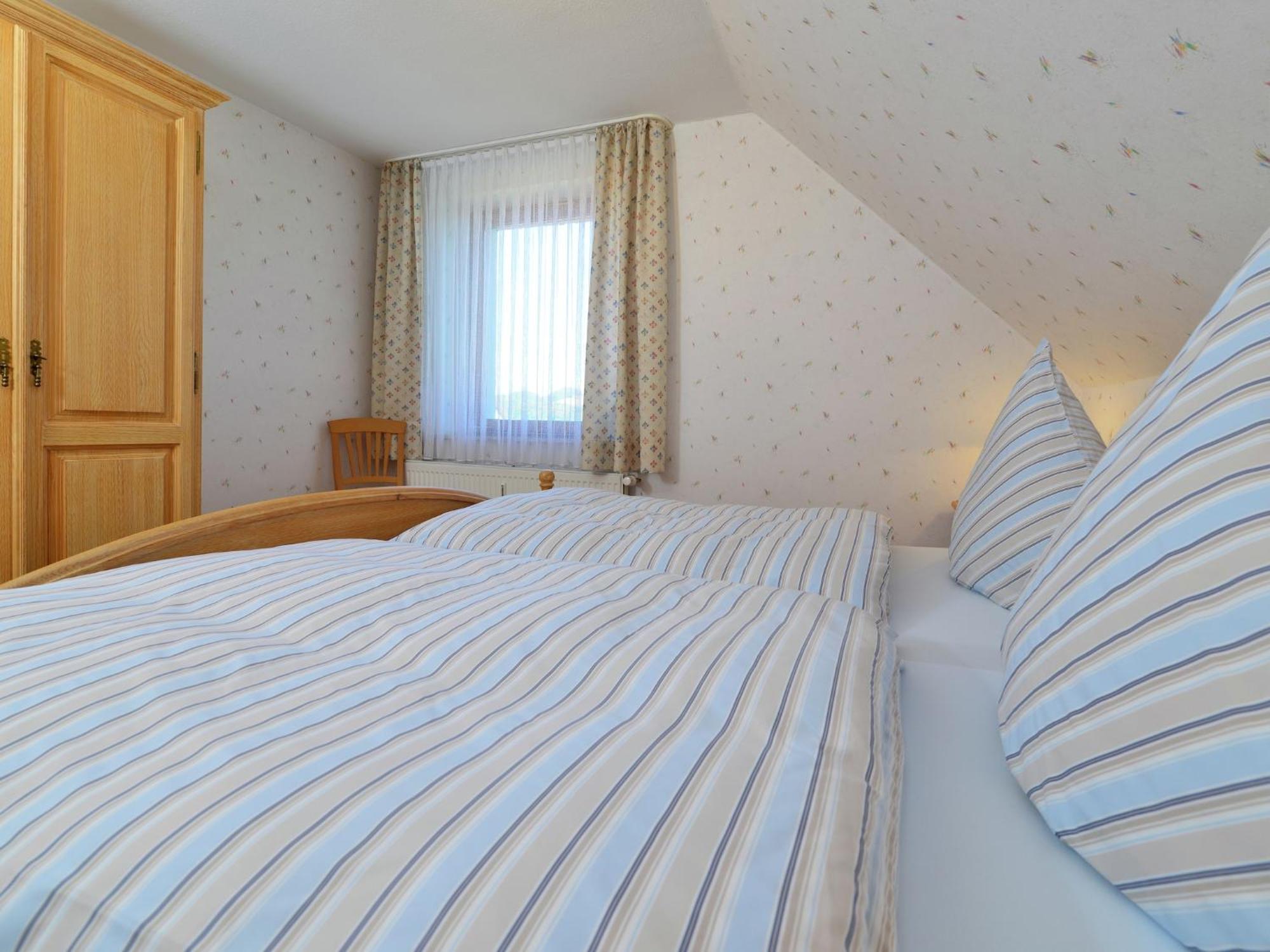 Quaint Apartment In Eimelrod Near Lake And Water Sports Виллинген Экстерьер фото